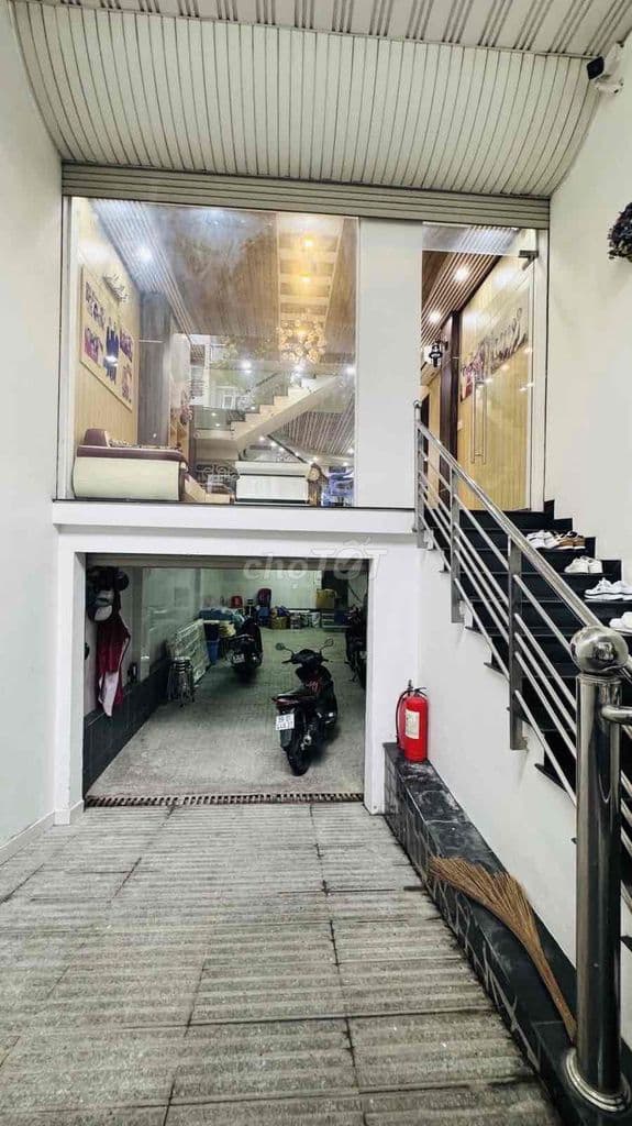 Mặt Tiền Đỗ Bí - 78m2 - 5 tầng giá 13,2 tỷ thương lượng
