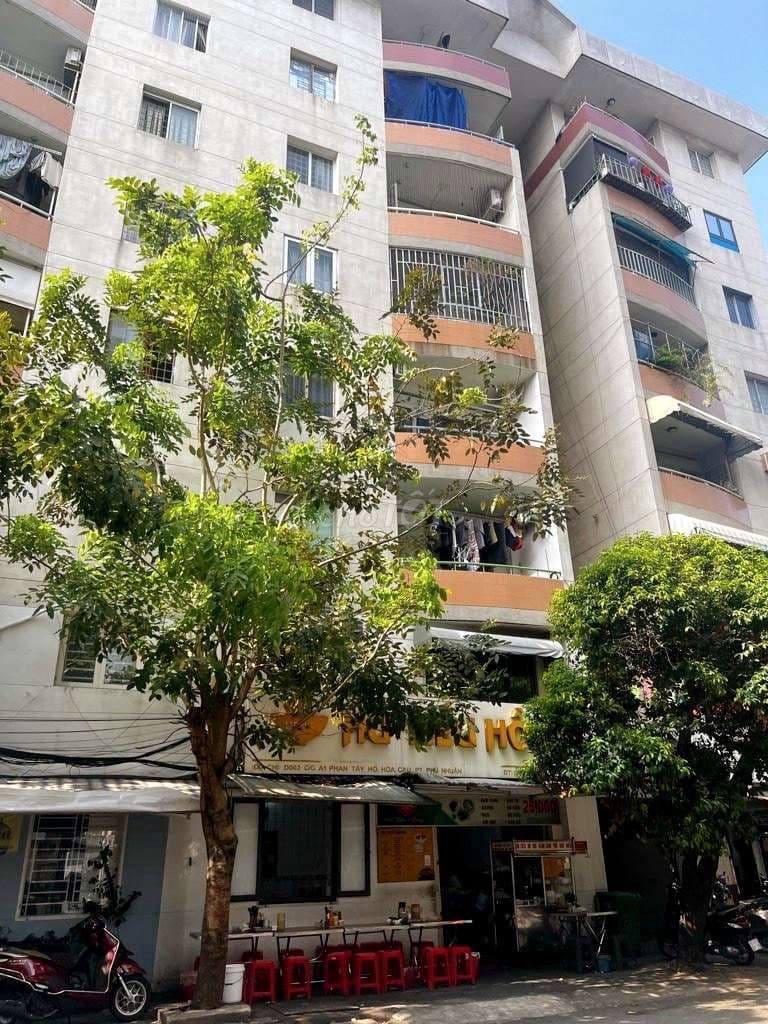 HOT căn hộ 2 ngủ _55m2 chung cư Nhiêu Tứ ngay khu Phan Xích Long