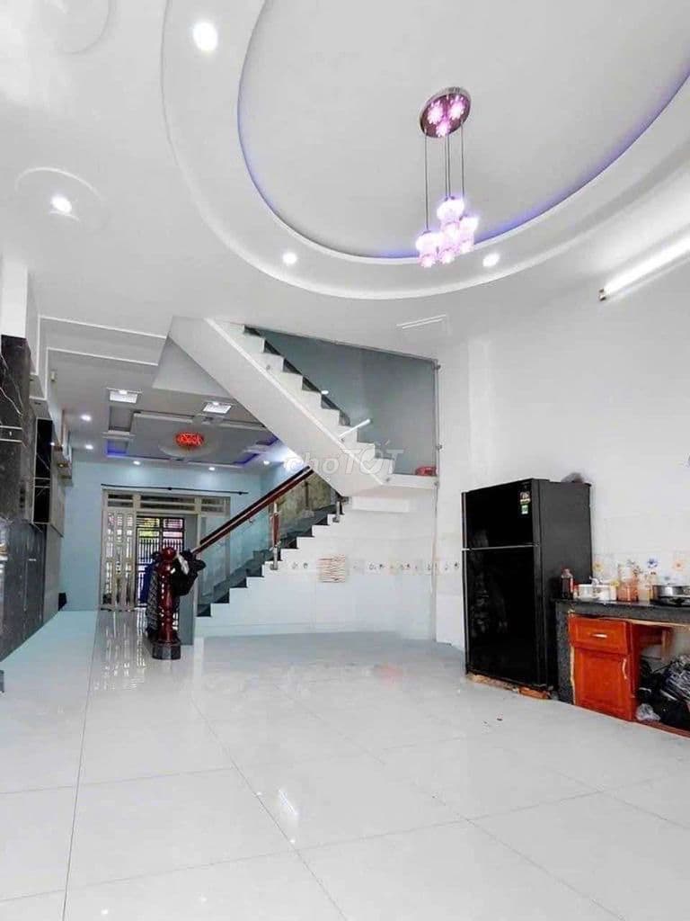 NHÀ MỚI NGAY HẬU GIANG CÂY GÕ GIÁP CHỢ BÌNH TÂY 4 TẦNG CHỦ RẤT GẤP BÁN - Ảnh 2