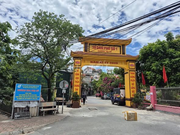 Nhà 5 tầng Văn Điển Thanh Trì 40m² giá 8 tỷ
