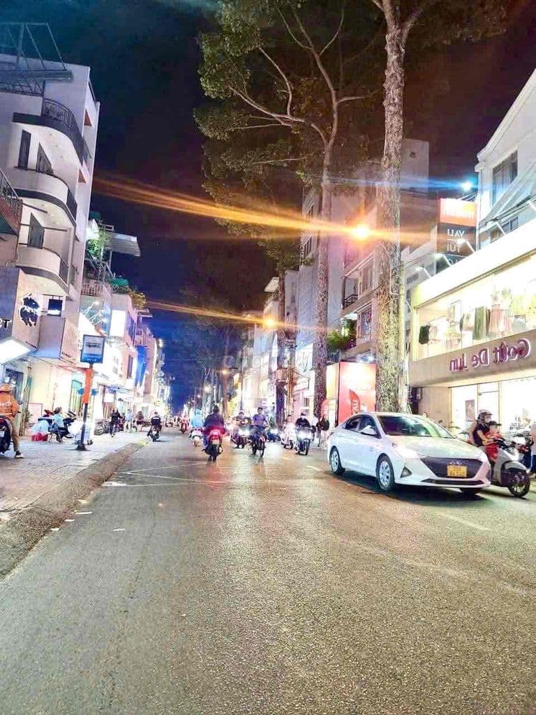 Bán gấp nhà Trần Quang Diệu, P.14, Quận 3 _ Vị trí trung tâm, Sầm Uất - Ảnh 3