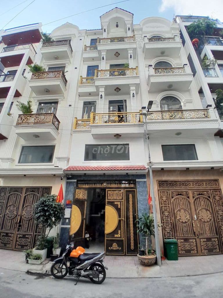 Nhà 5 tầng 4,05 x 15m hẻm nhựa Thông ôtô tránh, đường Nguyễn Ảnh Thủ