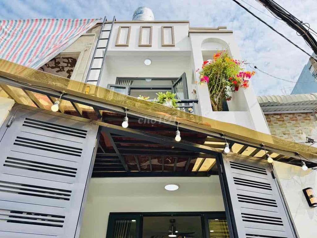 Nhà ngay TT phường Gò Vấp ( P10) . 1 trệt 1 lầu Nhà Full NT như hình!