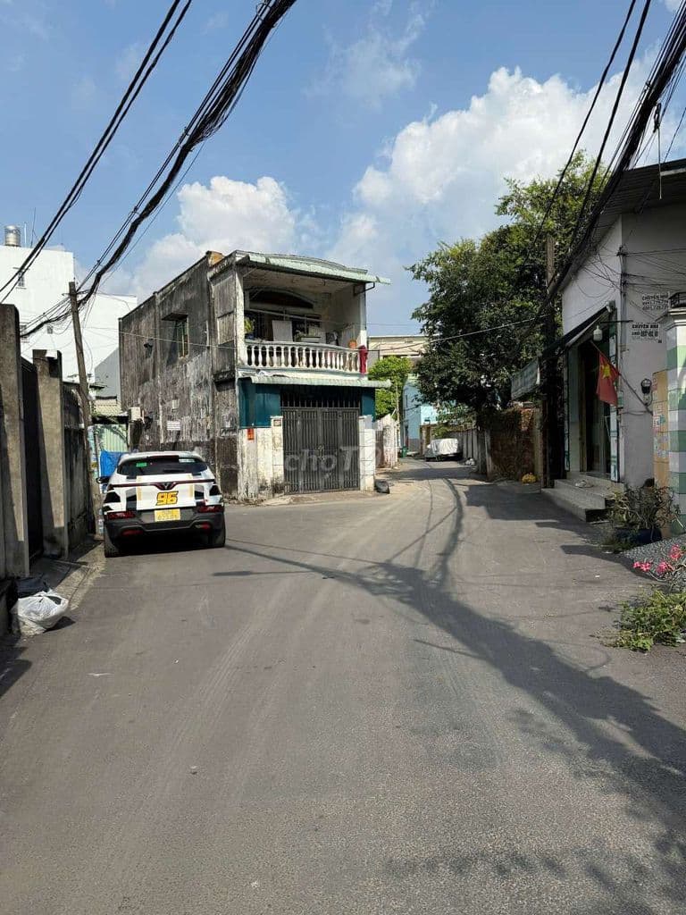 Đất 99m2 góc 3MT HXH đường 8 Linh Trung