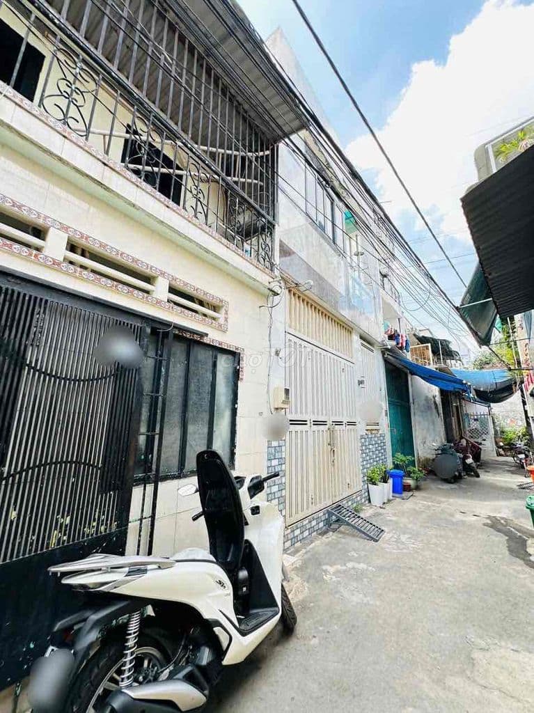 Ngon nhất Phước Bình nhà 2 lầu 2pn hẻm xe hơi 35m2 sổ riêng 3 tỷ 5 tl - Ảnh 2