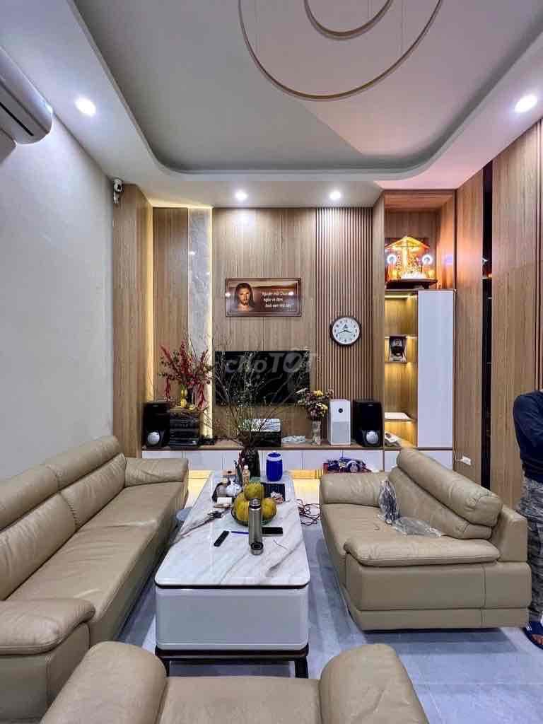 HIẾM! NGỌC THỤY 41M2 - NHÀ DÂN XÂY - SÁT CẦU LONG BIÊN chỉ nhỉnh 7tỷ