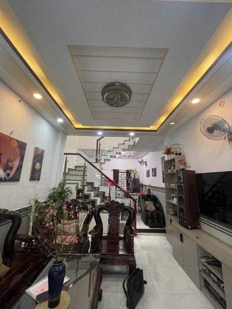 Giá: 6.28 tỷ - Gò Dầu - 52m2, 4 tầng, Tân Phú