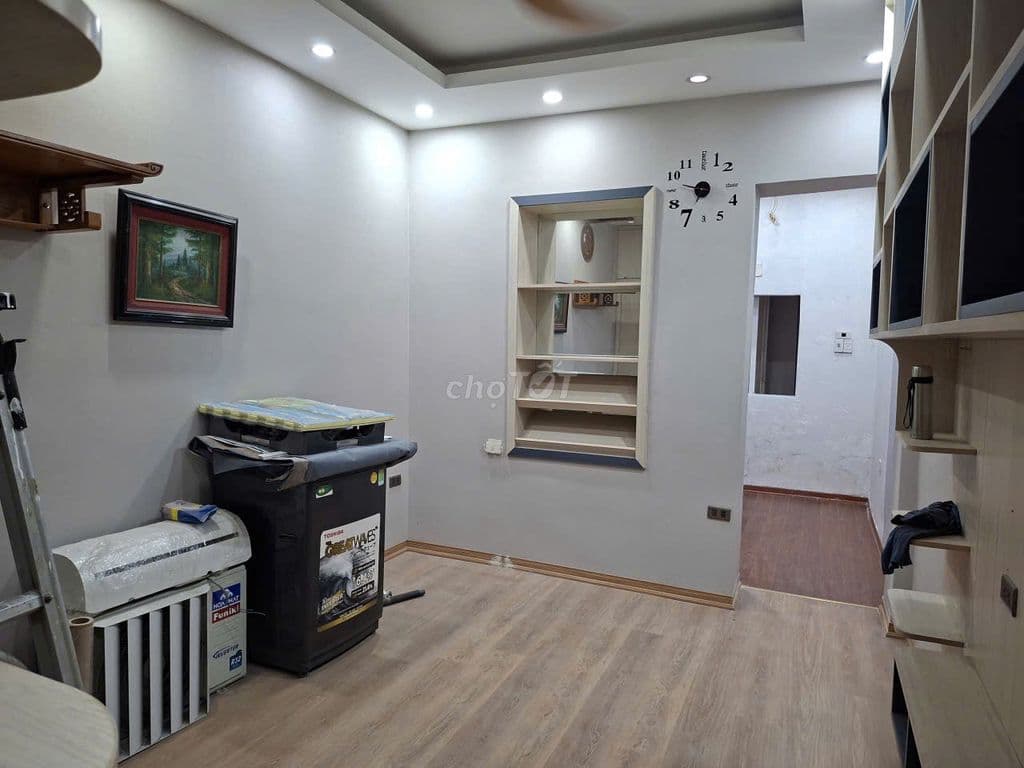 Chính chủ bán căn TT mặt phố Trung Liệt