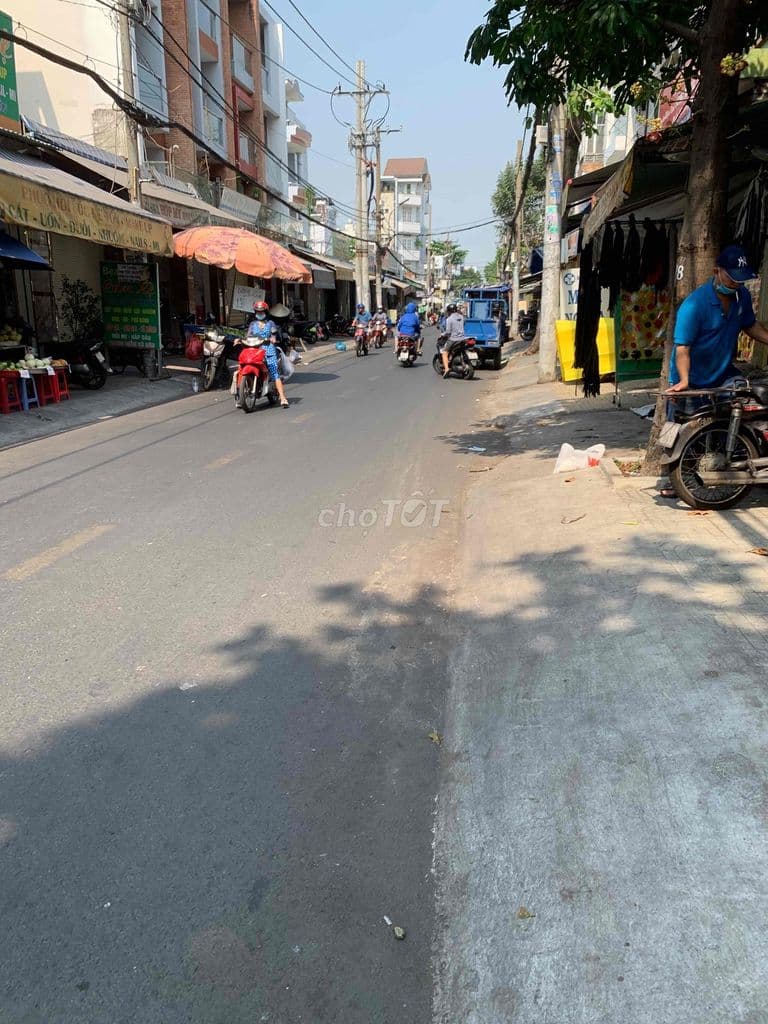 Cần bán gấp MTKD Phú Thọ Hoà. Dt 5.2m x 24m. Nhà cấp 4. Giá 14.5 tỷ - Ảnh 2