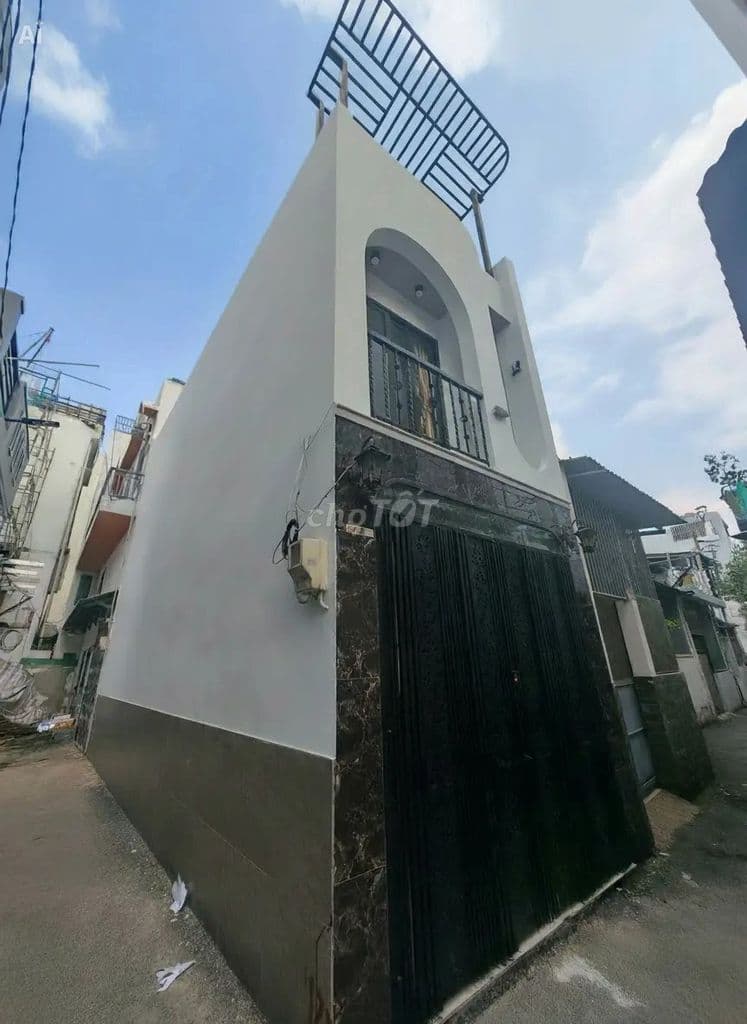 CHỈ 4 TỶ - 🔥 HÀNG NGON TRUNG TÂM GÒ VẤP