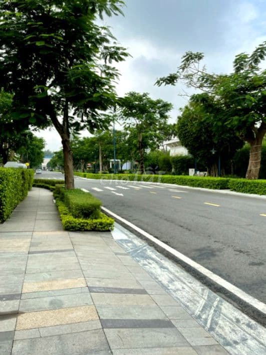 CẦN BÁN