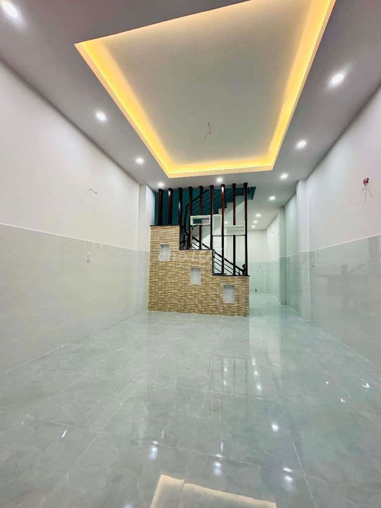Bán nhà ở ngay 54m2 trệt lầu, SHR hẻm xe hơi thông, Đông Bắc, chỉ 4.xT - Ảnh 2