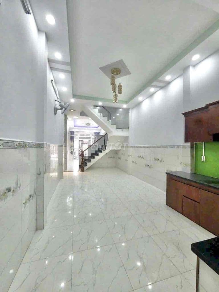 Nhà 3.8m x 19m 3 tầng hẻm 5m đường Hiệp Thành 35 ngay siêu thị Mega - Ảnh 3