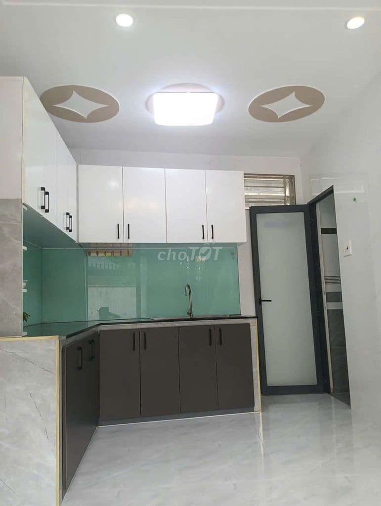 đối diện với gigamal - Ảnh 2