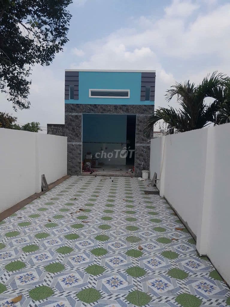 Bán nhà Mặt tiền đường nhựa, Chính chủ. HÓC MÔN