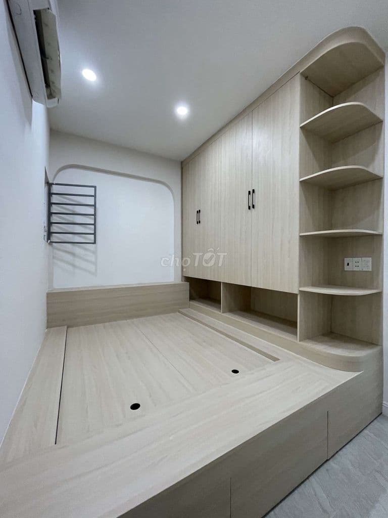 NHÀ ĐẸP 2 TẦNG NGUYỄN SƠN, DT: 40M-GIÁ 4.9 TỶ TL-TẶNG NỘI THẤT XỊN. - Ảnh 2