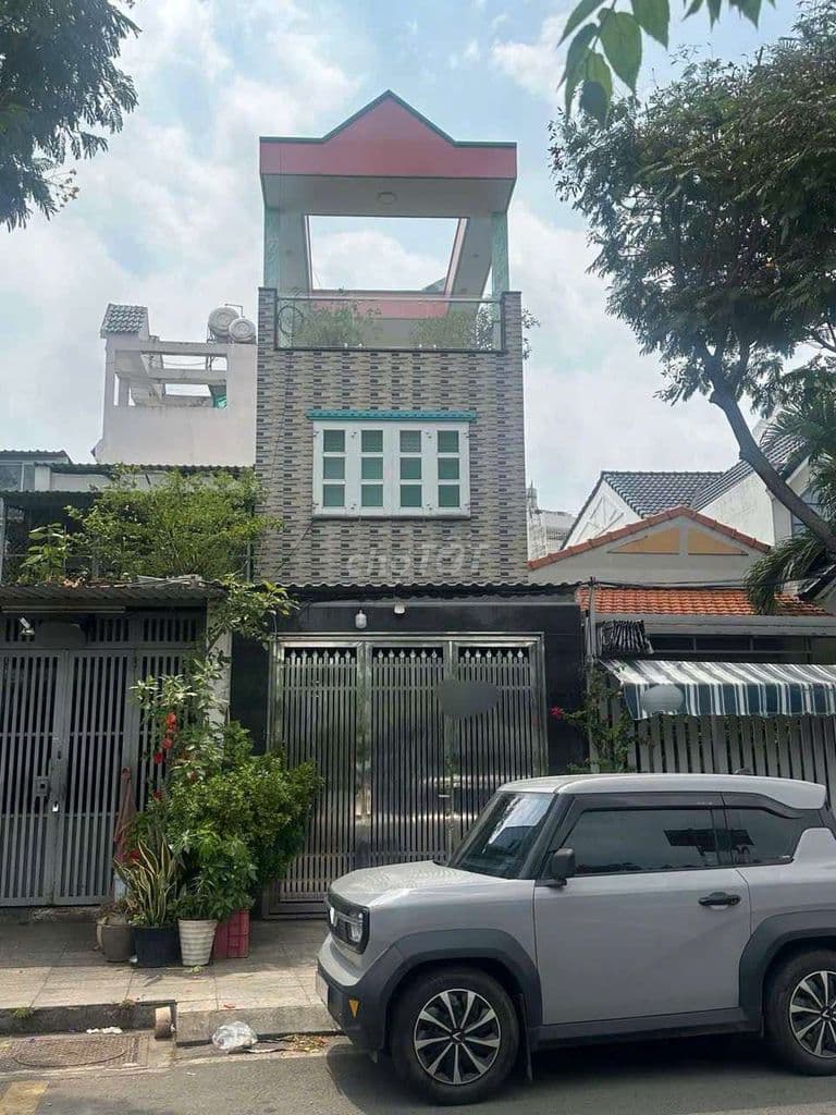 Bán Nhà Mặt Tiền Hồng Bàng P12 Q6