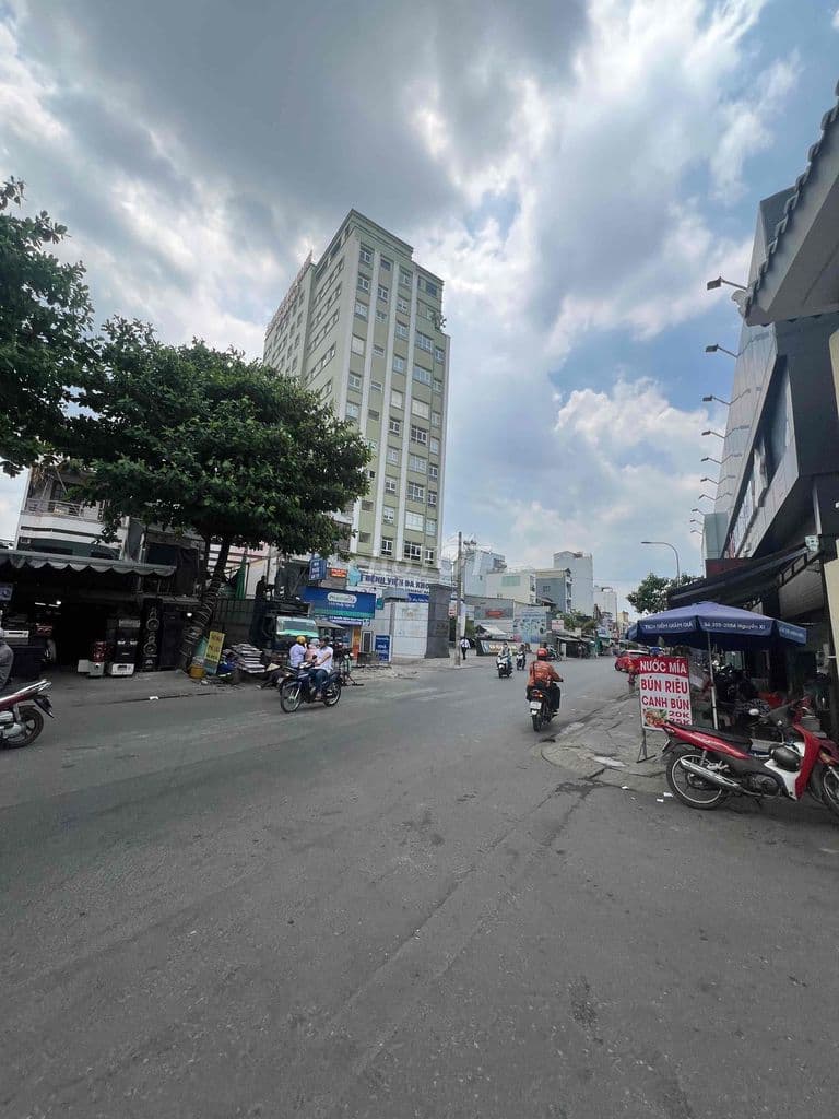 Chỉ: 2Tỷ950 (TL) – SHR - BANK CHO VAY 1.8–2 TỶ – Chưng Cư Nơ Trang Lo