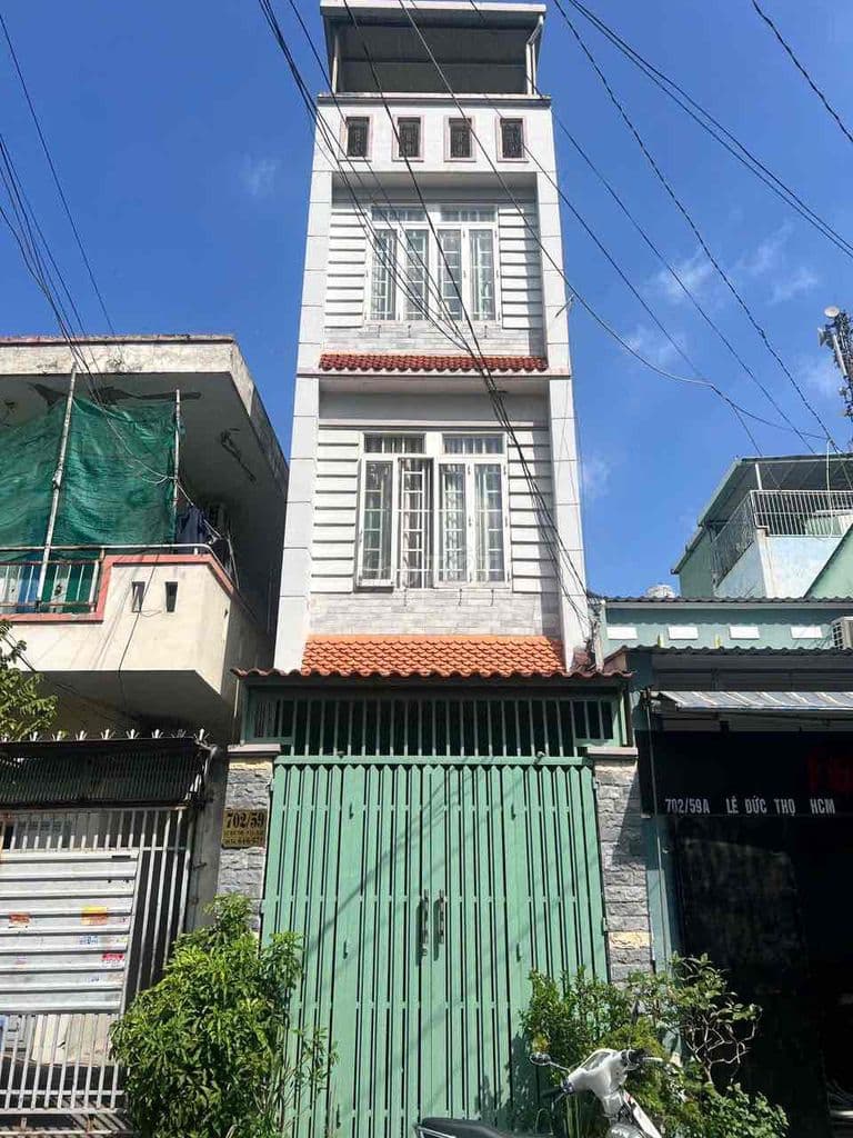 Giá 5tỷ6 - Nhà 3 x 15 đúc 3,5 tấm 4 pn , 3wc, sân thượng trước sau, đư - Ảnh 2