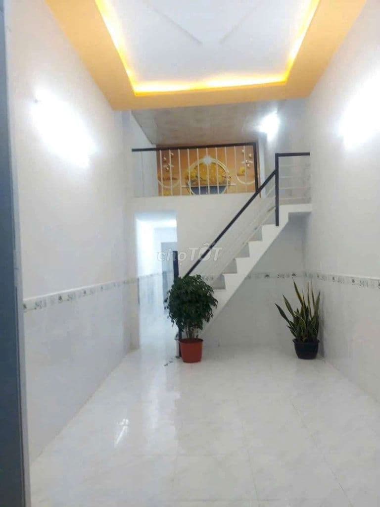 Bán nhà giá rẻ DT: 3mX16m 1T+ lửng 2pn đường 6m thông lung tung