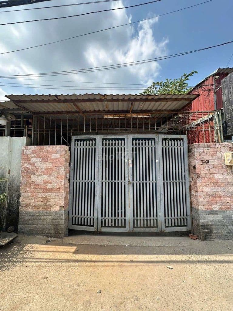 CCg Nhà Thạnh Xuân 25, 125m, hẻm xe tải, ngộp 4.3 tỷ.
