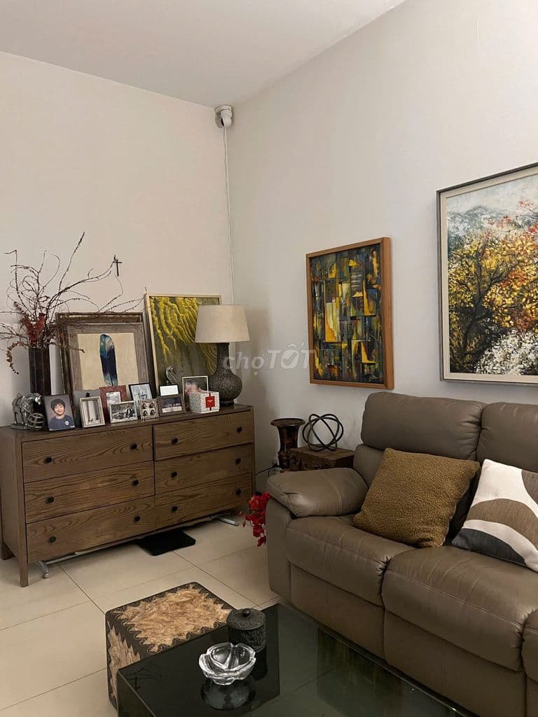 Bán 2 phòng ngủ, lầu cao sông view đẹp, nội thất cao cấp giá 10.5 tỷ - Ảnh 2