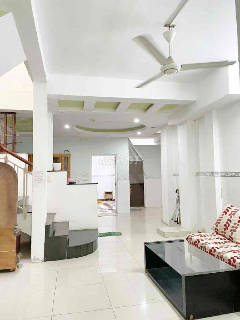 Nhà 2 Tầng 95m2 mặt tiền hẻm đường Nguyễn Duy P9Q8