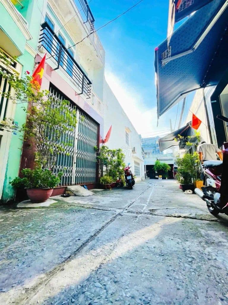 BÁN NHÀ HẺM XE HƠI LÊ VĂN QUỚI - Ảnh 2