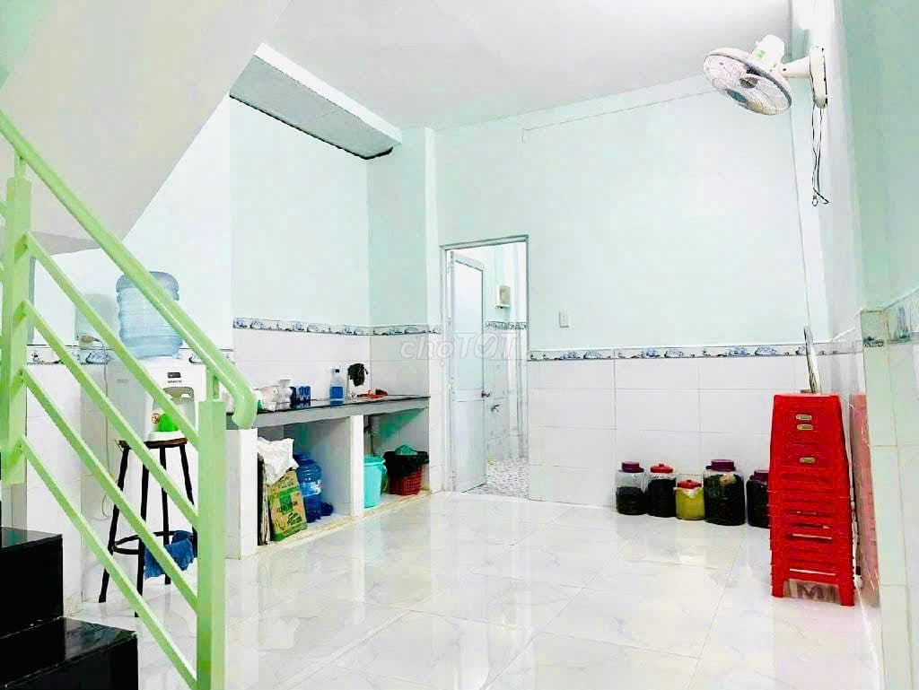 Khan hiếm P.25 chỉ 104tr/m2 - Bán gấp nhà 2 tầng 45m2 ngay Hàng Xanh - Ảnh 3