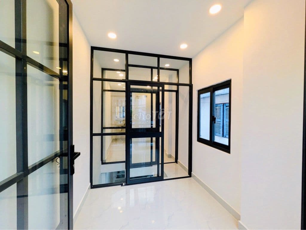 2618465🏡 NHÀ 2 TẦNG - SỔ ĐẸP - TRUNG TÂM GÒ VẤP - NHỈNH 2 TỶ - Ảnh 3