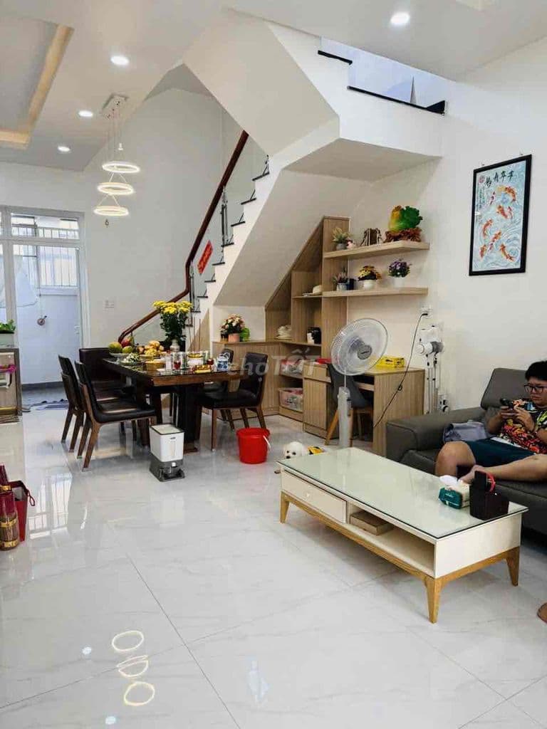 Nhà 5x16 Full Nội Thất Cao Cấp - Bước Vào Là Muốn Ở - Ảnh 2