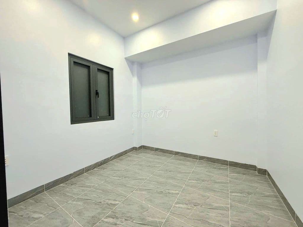 nhà 3x10m 2 tầng gần trung tâm 1 tỷ 39 - Ảnh 3