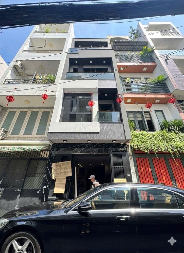 MG3%-489A/23/29 Huỳnh Văn Bánh, P.Phú Nhuận. DT 3,5x13,5m, 5 tầng