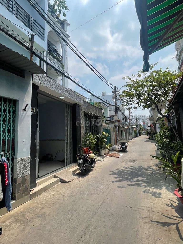 Cần Bán nhà P THT 1 xẹt Trường trinh Q12 .DT 4 x 15. .1 trêt 2Lâu