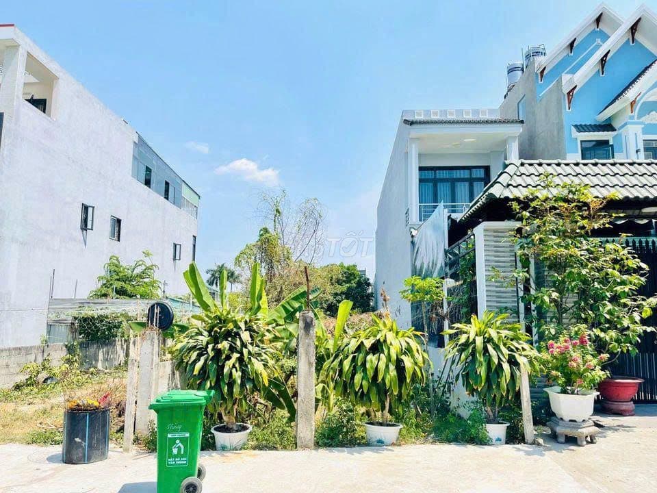 Bán MT Trần Thị Ngần 222m2 giá 750tr thương lượng