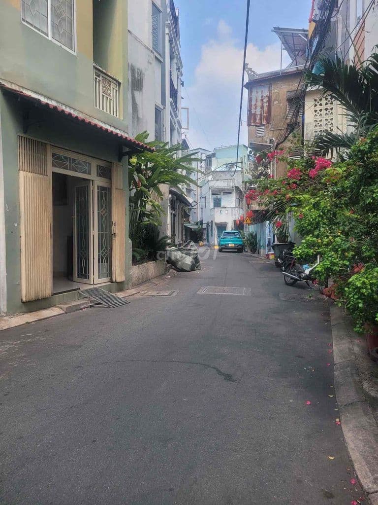 CẦN TIỀN BÁN GẤP 🏠 HUỲNH VĂN BÁNH HẺM XE TẢI 43m - Ảnh 3