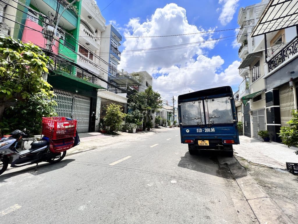 GIá Rẻ Đất MT Đường Ngay Tân Hương dt 4.7x25.3m Gía 12.6 tỷ TL - Ảnh 2