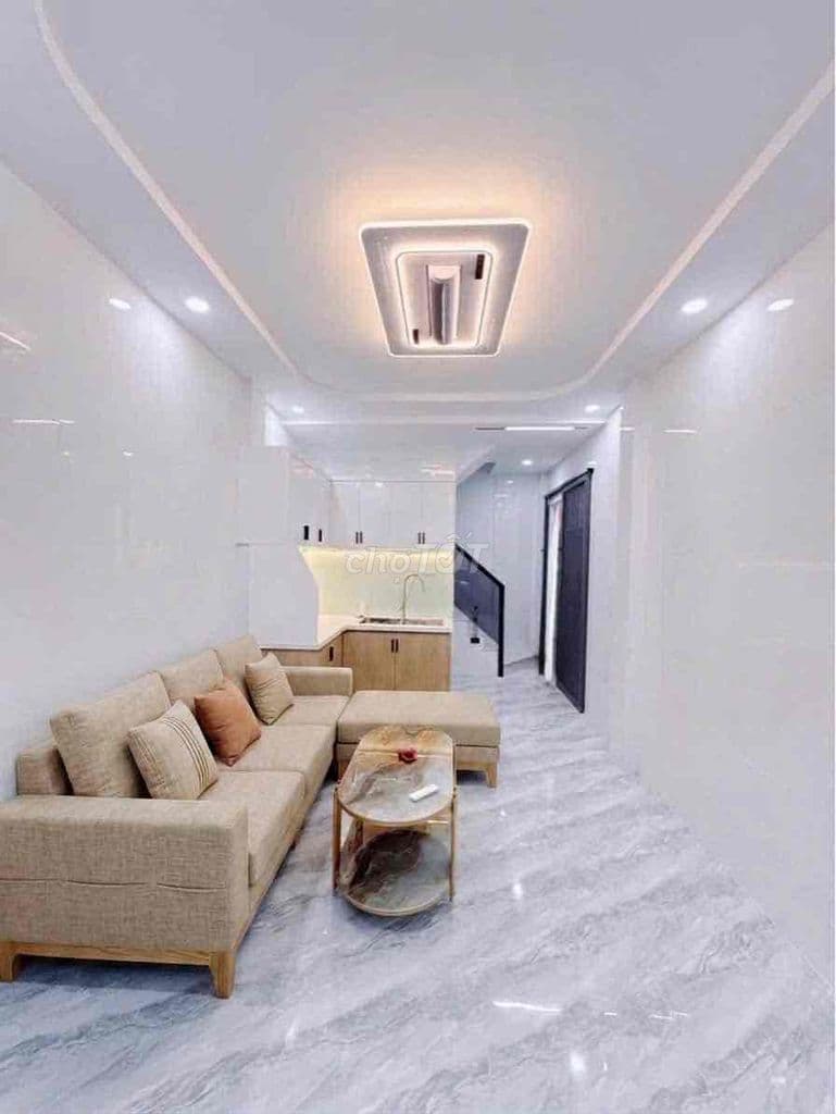 20M RA MT HOÀNG DIỆU P9Q4 – 3 TẦNG 2PN –3x7 (21.5m²) – 65m² sàn, hoàn