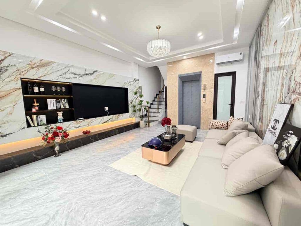 🏡 NHÀ ĐẸP XUÂN THUỶ – 6 TẦNG THANG MÁY – LÔ GÓC 3 MẶT THOÁNG