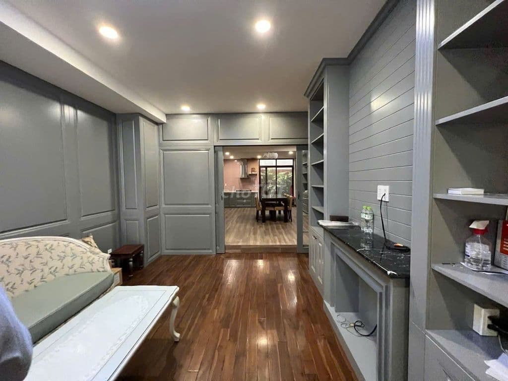 Bán nhà đường số 5 khu Him Lam Tân Hưng Q7