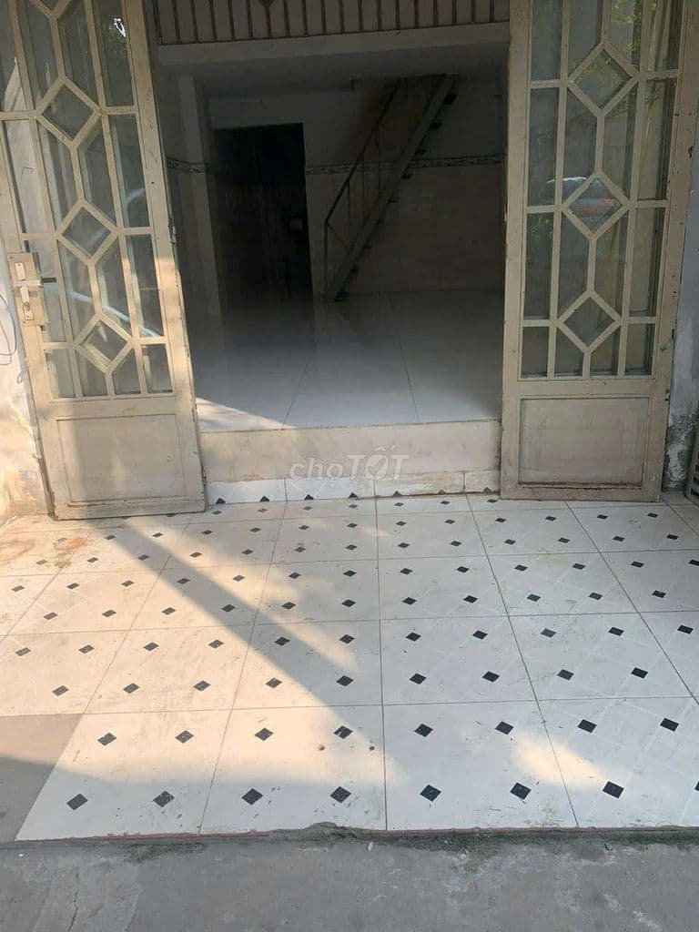 nhà cấp 4 ngõ hẻm gần ngã tư ga - Ảnh 3