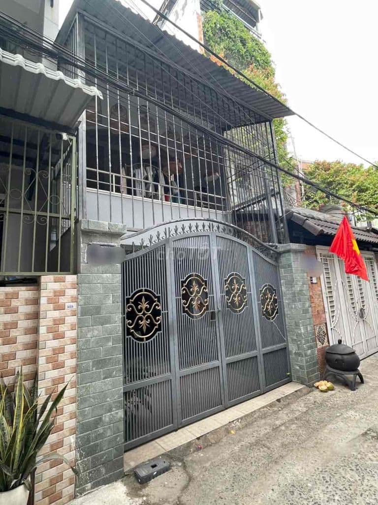 🔥 SIÊU PHẨM 2 TẦNG – SÁT MẶT TIỀN NGUYỄN VĂN QUÁ – CHỈ HƠN 5 TỶ 🔥 - Ảnh 2