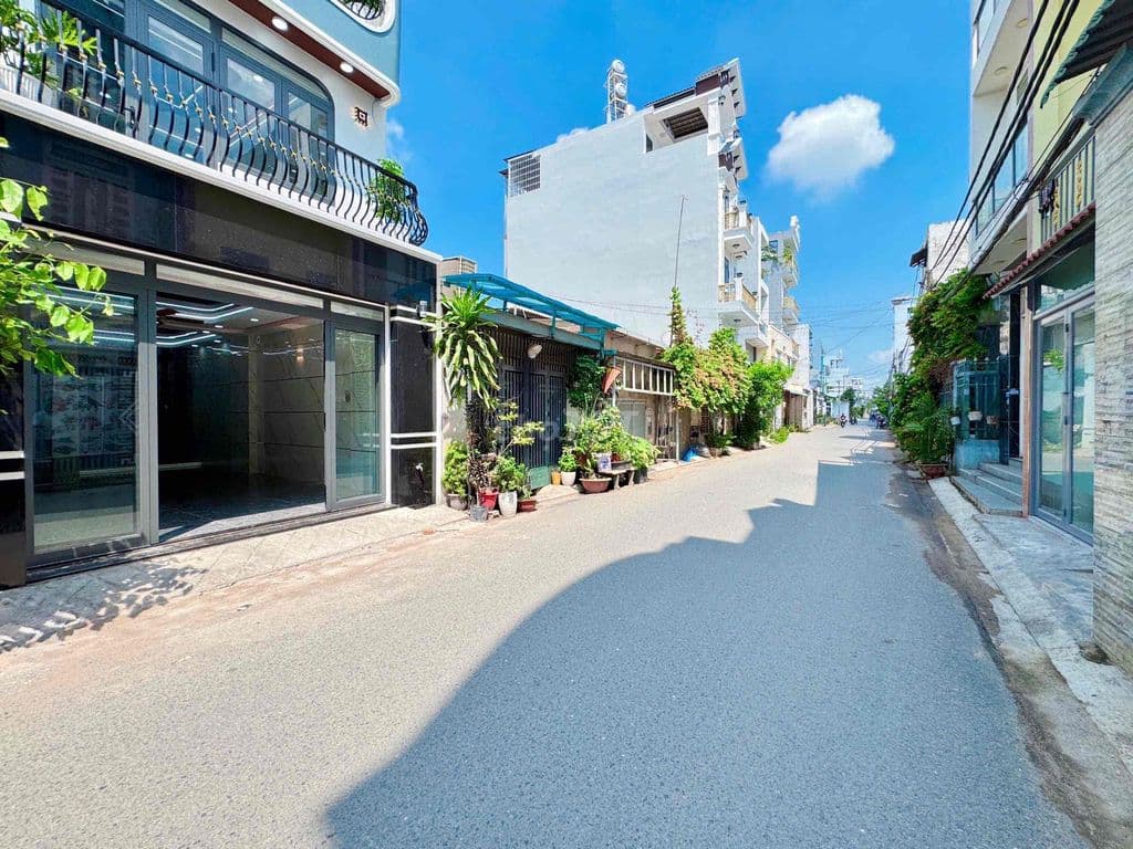 🏡 Nhà Đẹp Bình Tân (4,5M x 15M) Ngay Trung Tâm Chợ Bình Thành - Ảnh 2
