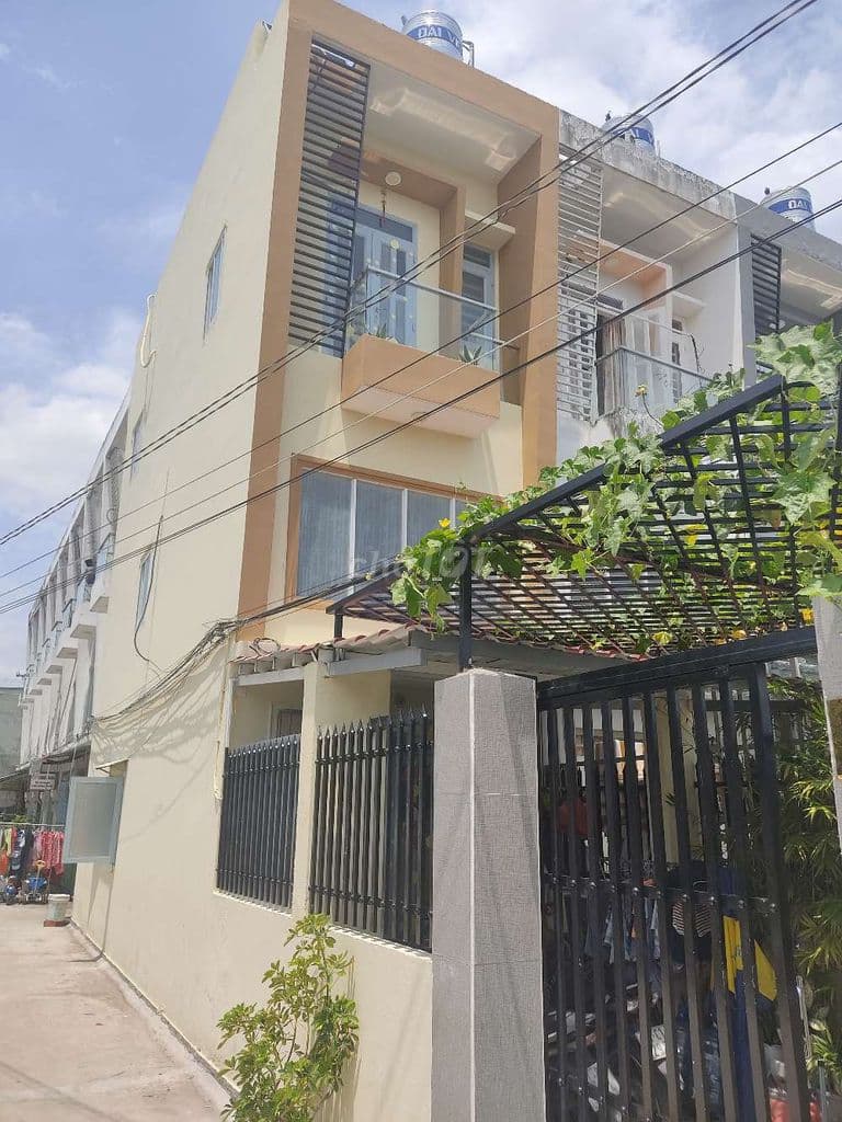 chính chủ gửi bán căn nhà y trong hình