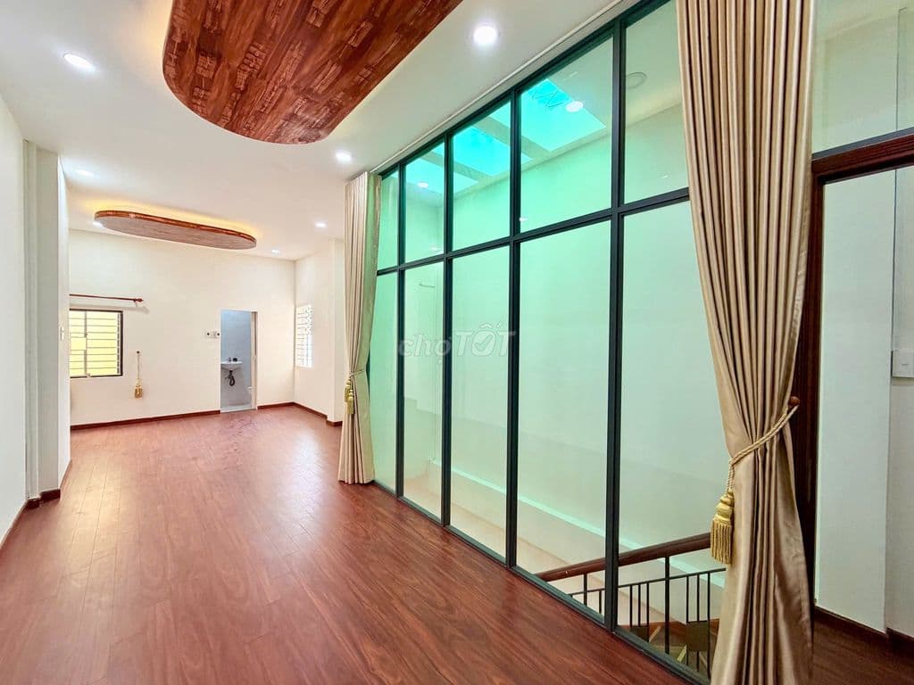 Bán căn nhà hẻm 15 đường Cầm Bá Thước, P.7, Q. Phú nhuận