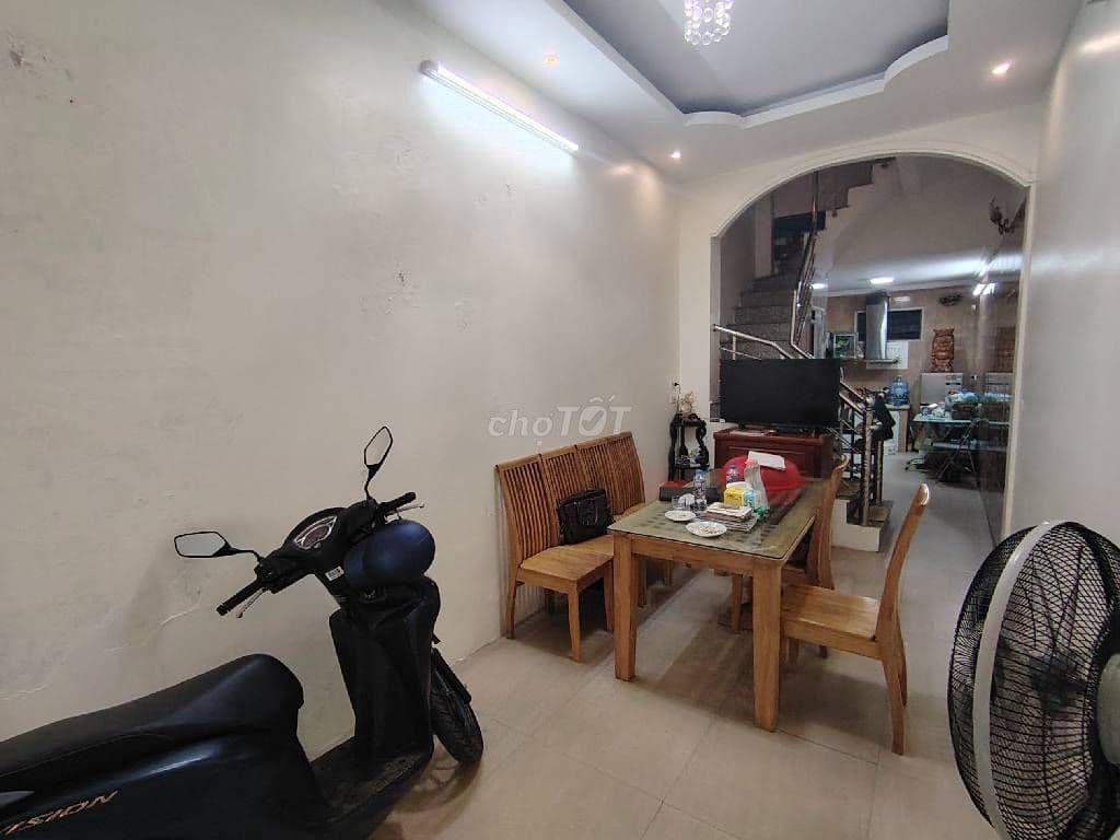 NGUYỄN LƯƠNG BẰNG- 32M2 – 15M RA MẶT PHỐ – NHÀ MẶT NGÕ KINH DOANH