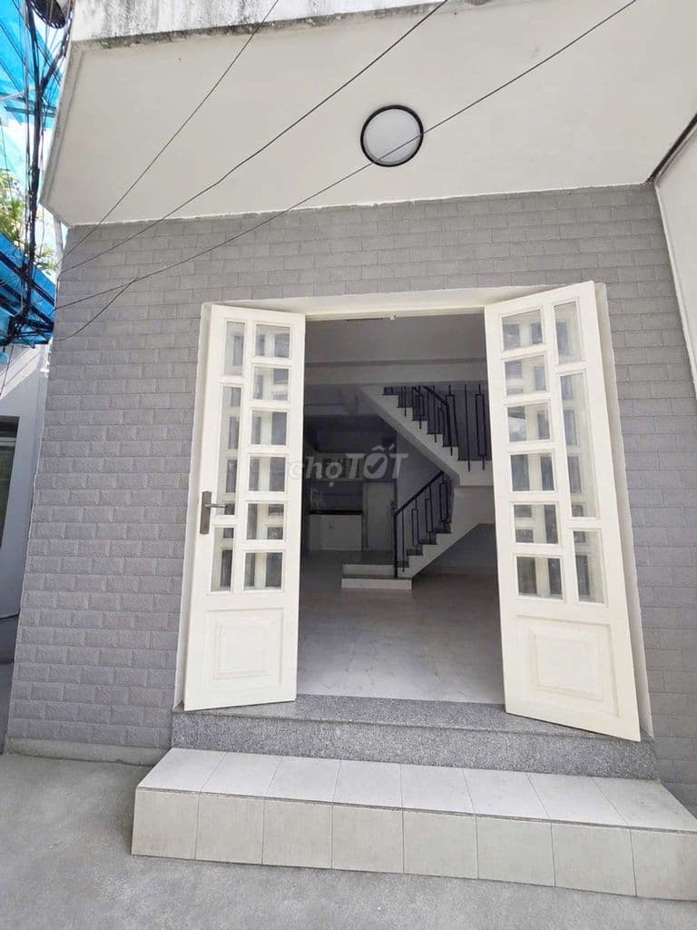 Nhà chỉ 3,6 tỷ, diện tích 26m2, Nơ Trang Long 2 tầng, 2 Phòng ngủ