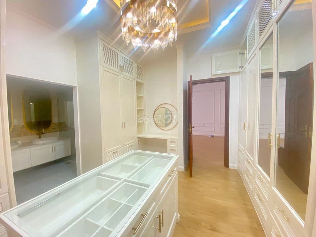 Biệt góc 2 mặt tiền Khu Tên Lửa, gần Aeon Mall Bình Tân