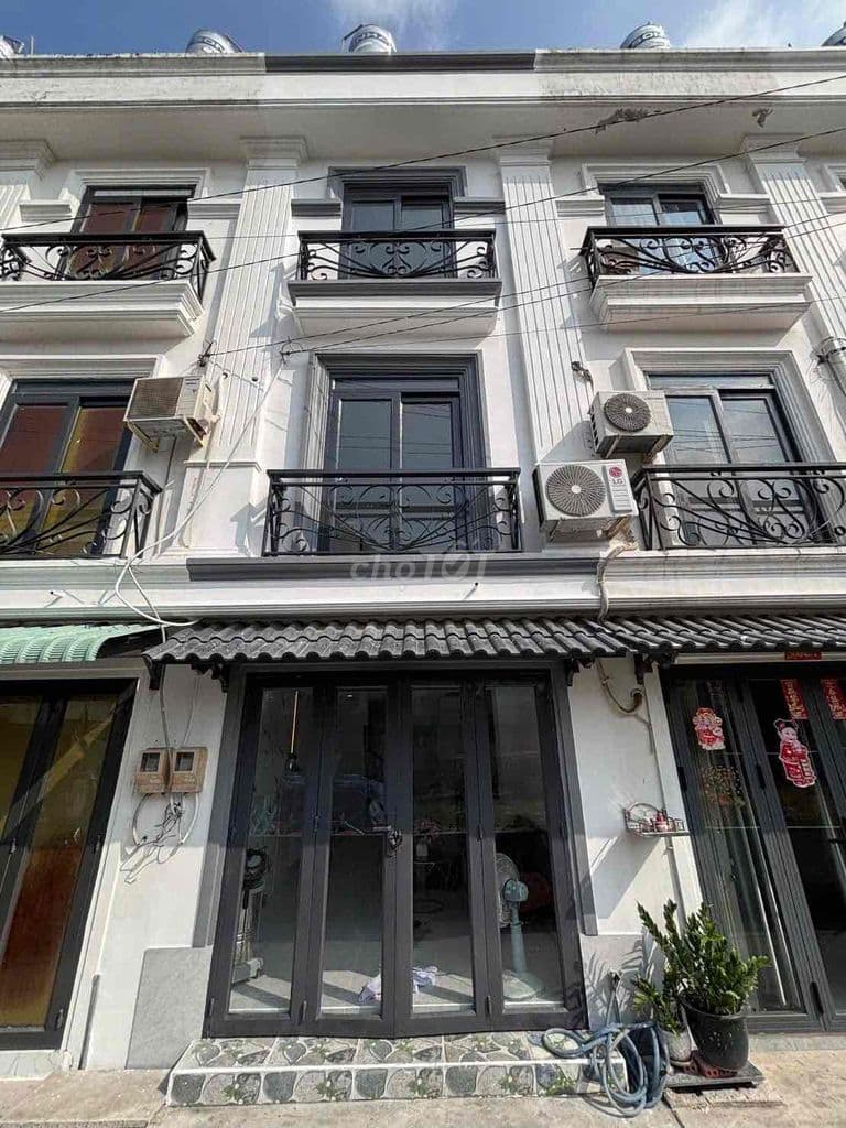 Bán Nhà Thạnh Lộc 19, gần chợ Cầu Đồng