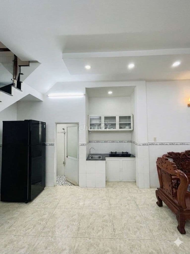 TRẦN VĂN QUANG, GIÁP SÁT MẶT TIỀN ĐƯỜNG HẺM XE HƠI THÔNG, NHỈNH HƠN 5T - Ảnh 2